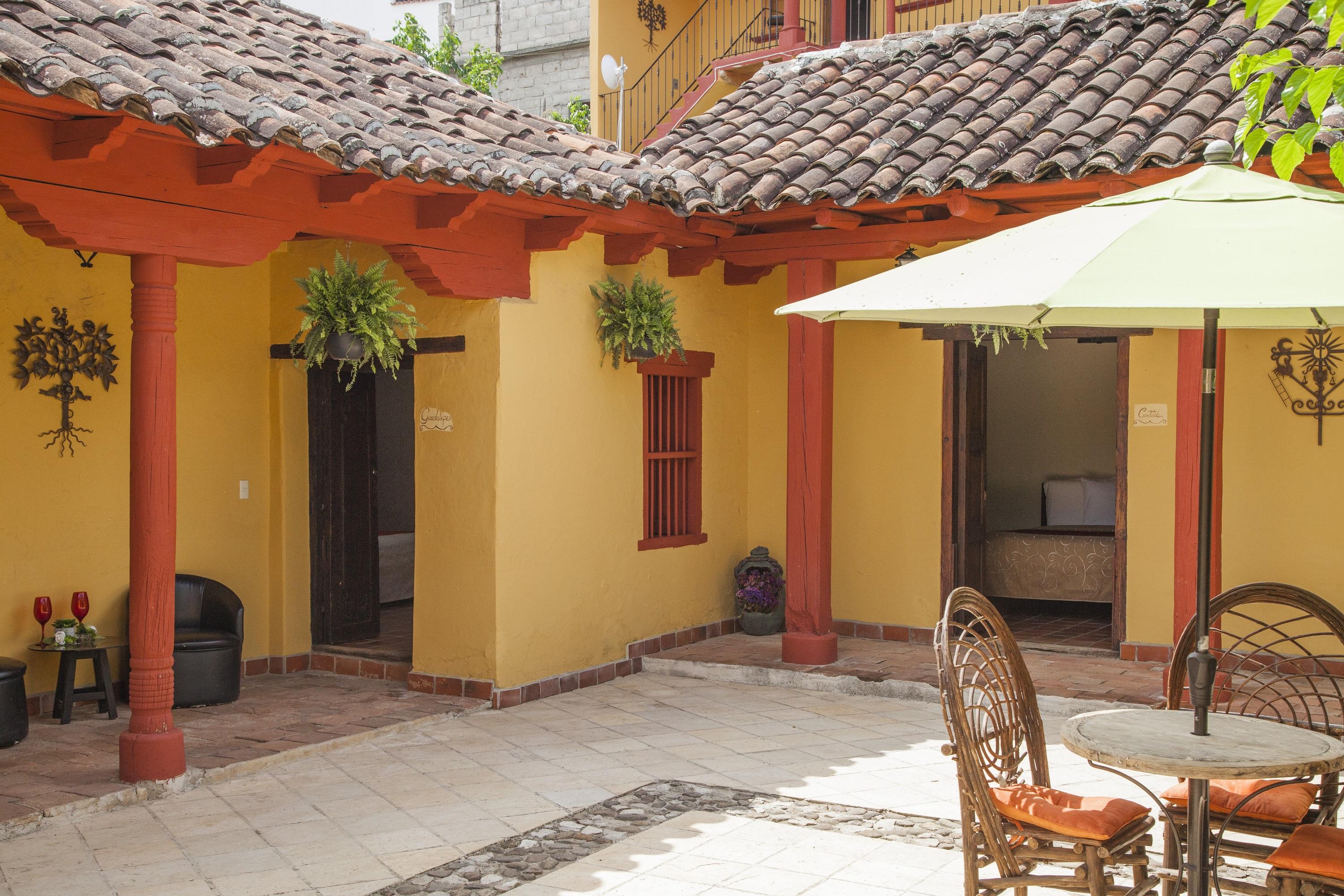 Hotel Adobe Y Teja San Cristobal de las Casas Exterior foto